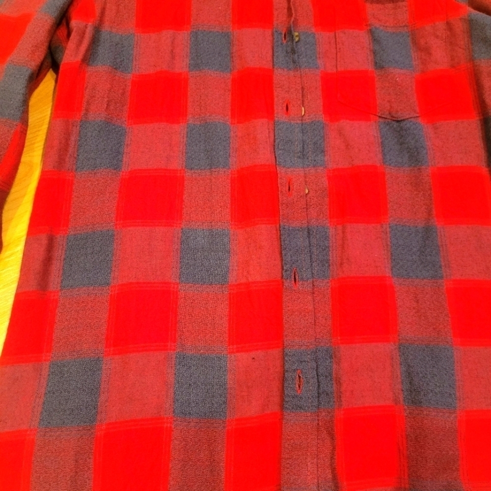 So 100% cotton plaid button down shirt size M - Picture 3 of 7